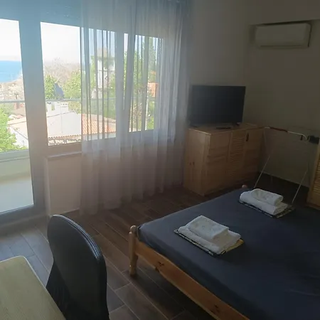 Pensjonat Mgm Seaside Czernomorec